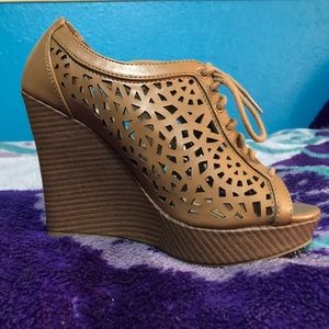 Brown Lace-up Wedges